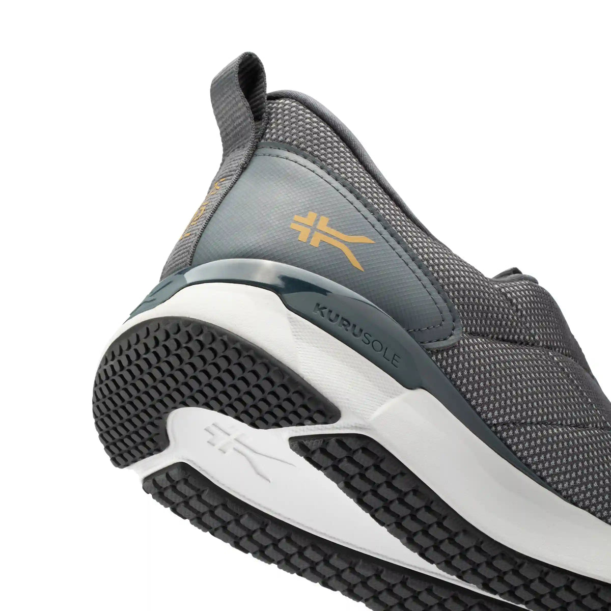QUANTUM 2 Slip-On
